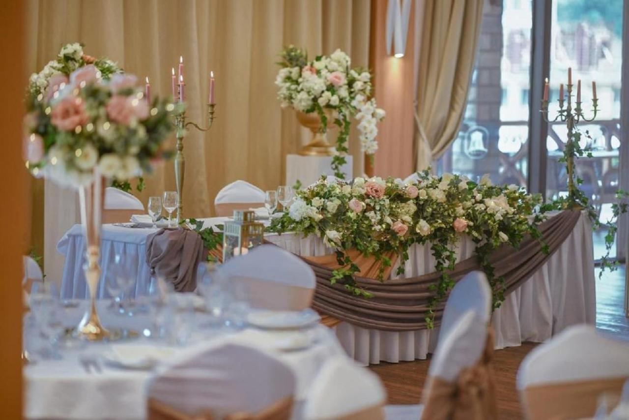 Hotel Etno Naselje Vrdnicka Kula à Vrdnik Extérieur photo