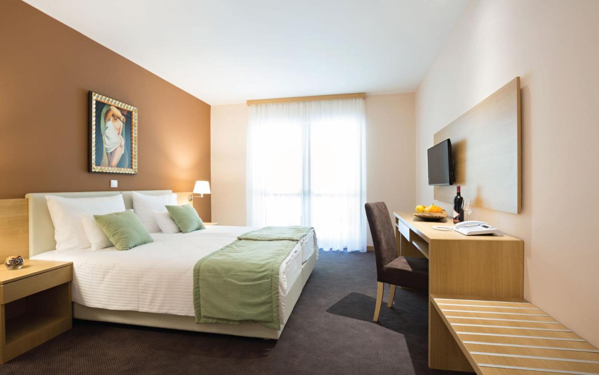Hotel Etno Naselje Vrdnicka Kula à Vrdnik Extérieur photo